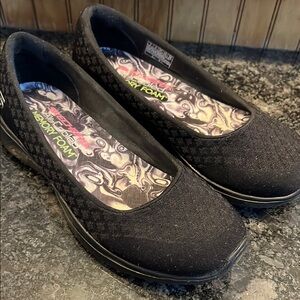 Skechers Black Flats Comfortable Slip-On Loafers